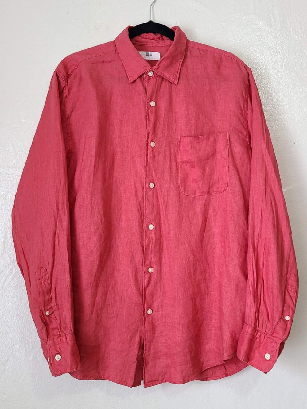 Uniqlo Shirt Mens Large Coral 100% Linen Button Up Long Sleeve Coastal Vacation